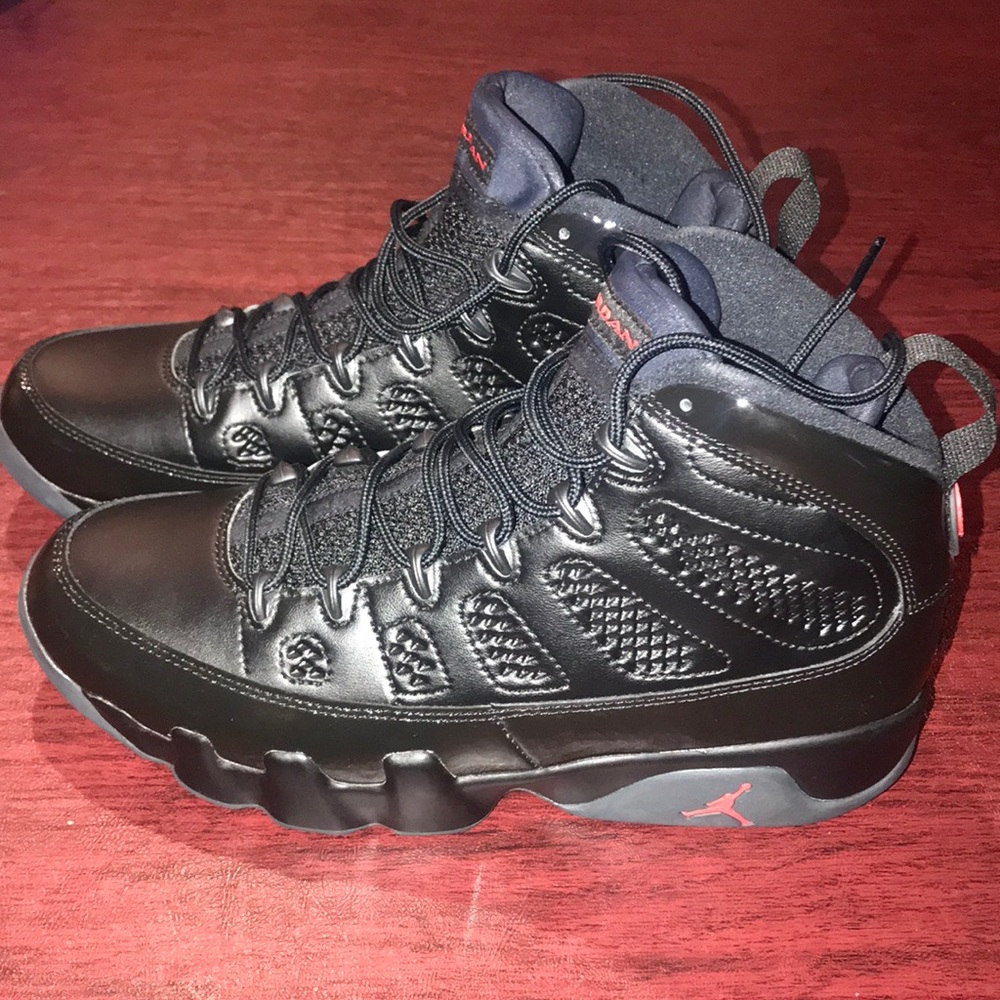 Jordan 9 Bred